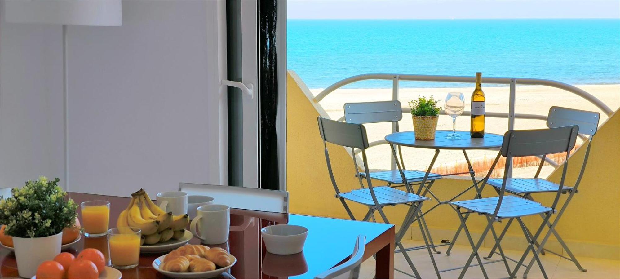 Apartment Marines Racons By Costa *